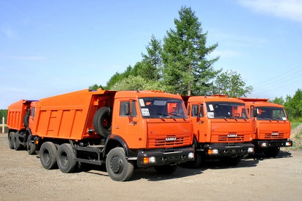 Вывоз мусора грузовиком  в Москве